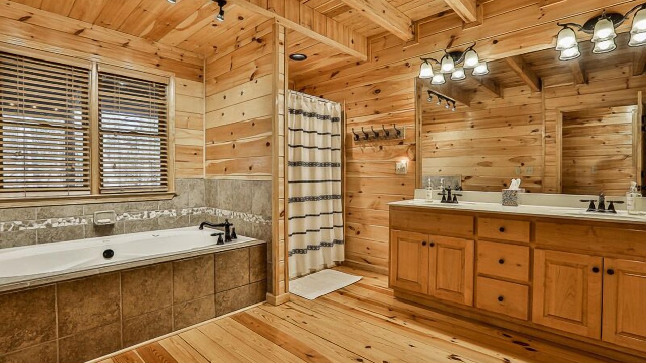 Photo of Bathroom in Ellijay