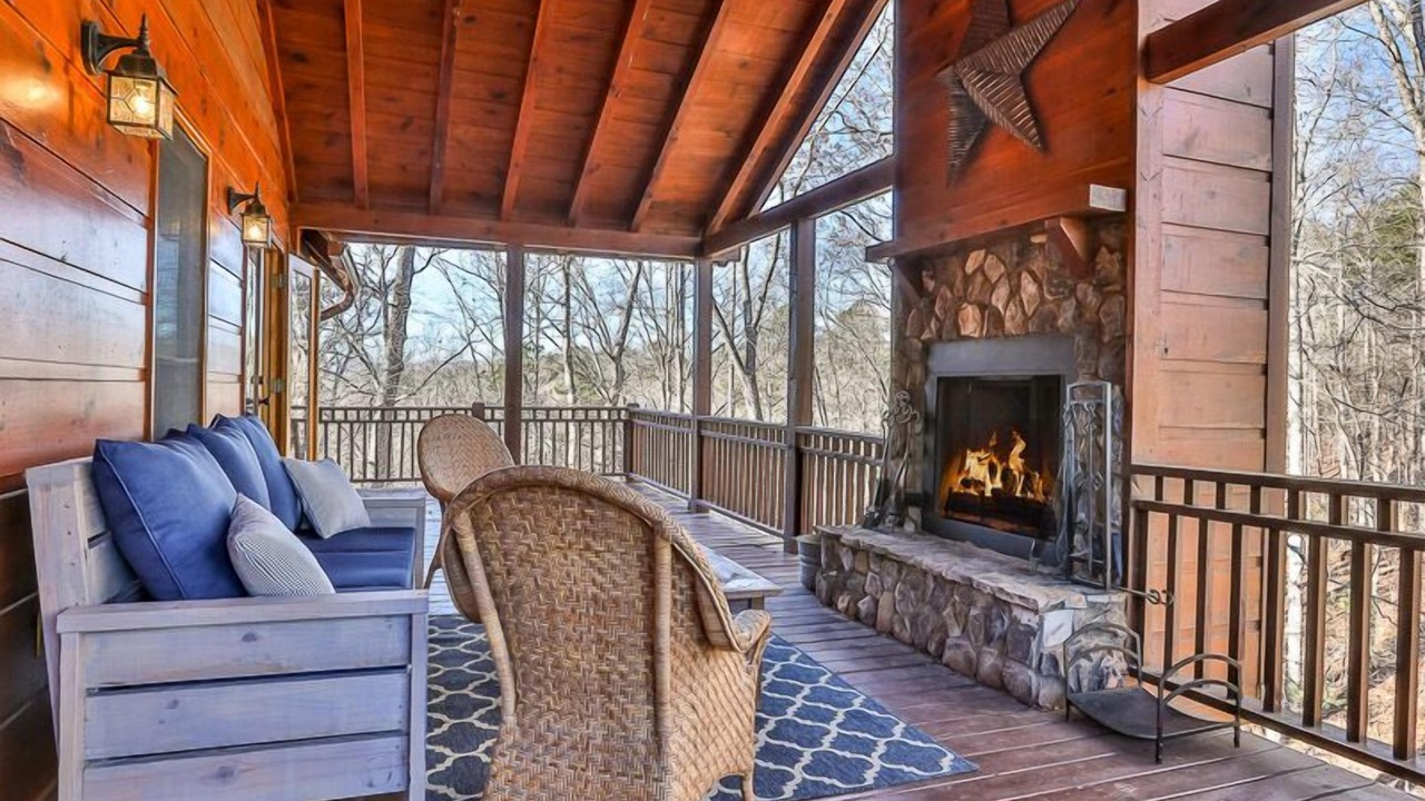 Photo of Livingroom in Ellijay