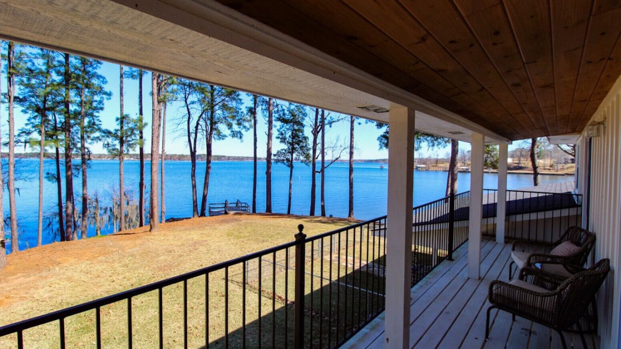 Photo of Patio Balcony in Negreet