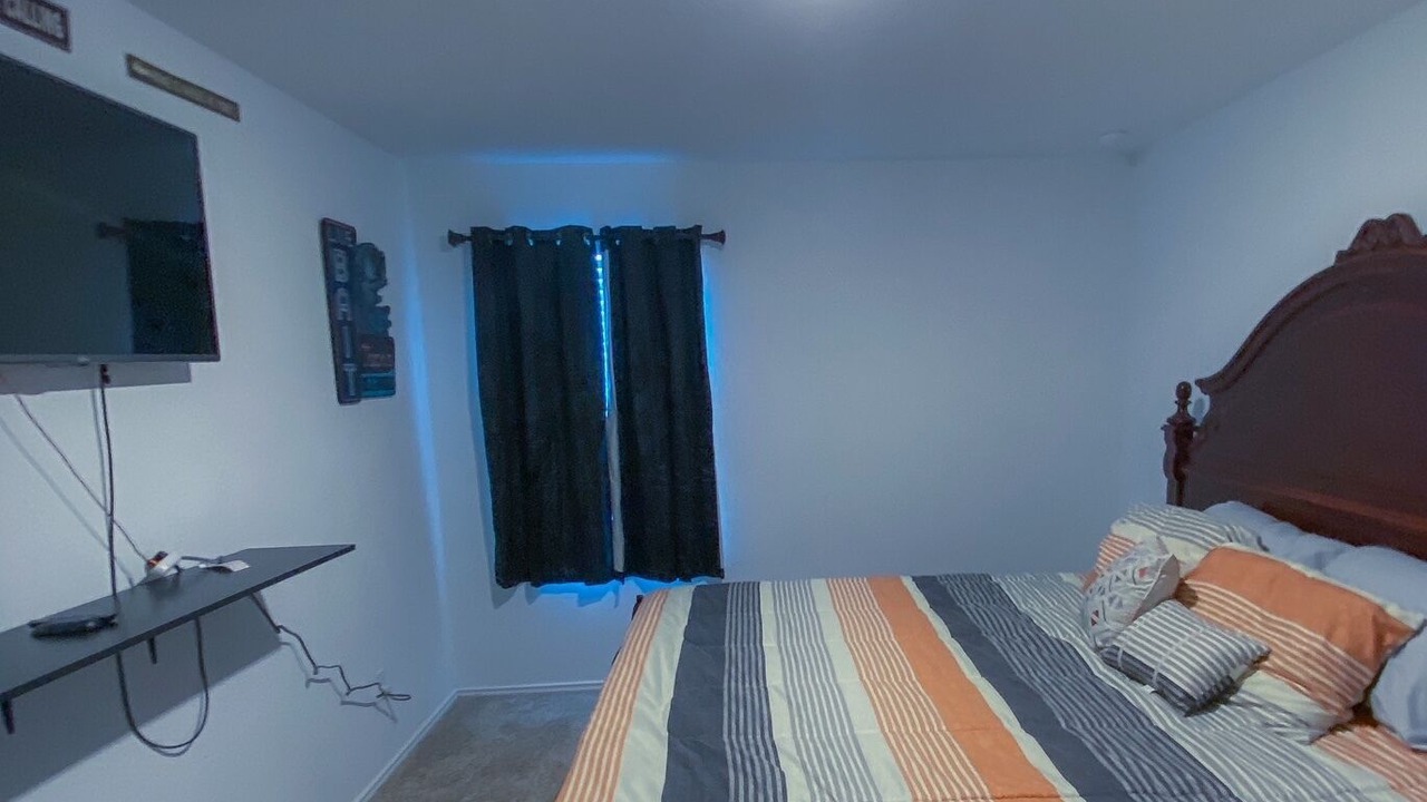 Photo of Bedroom in Kyle