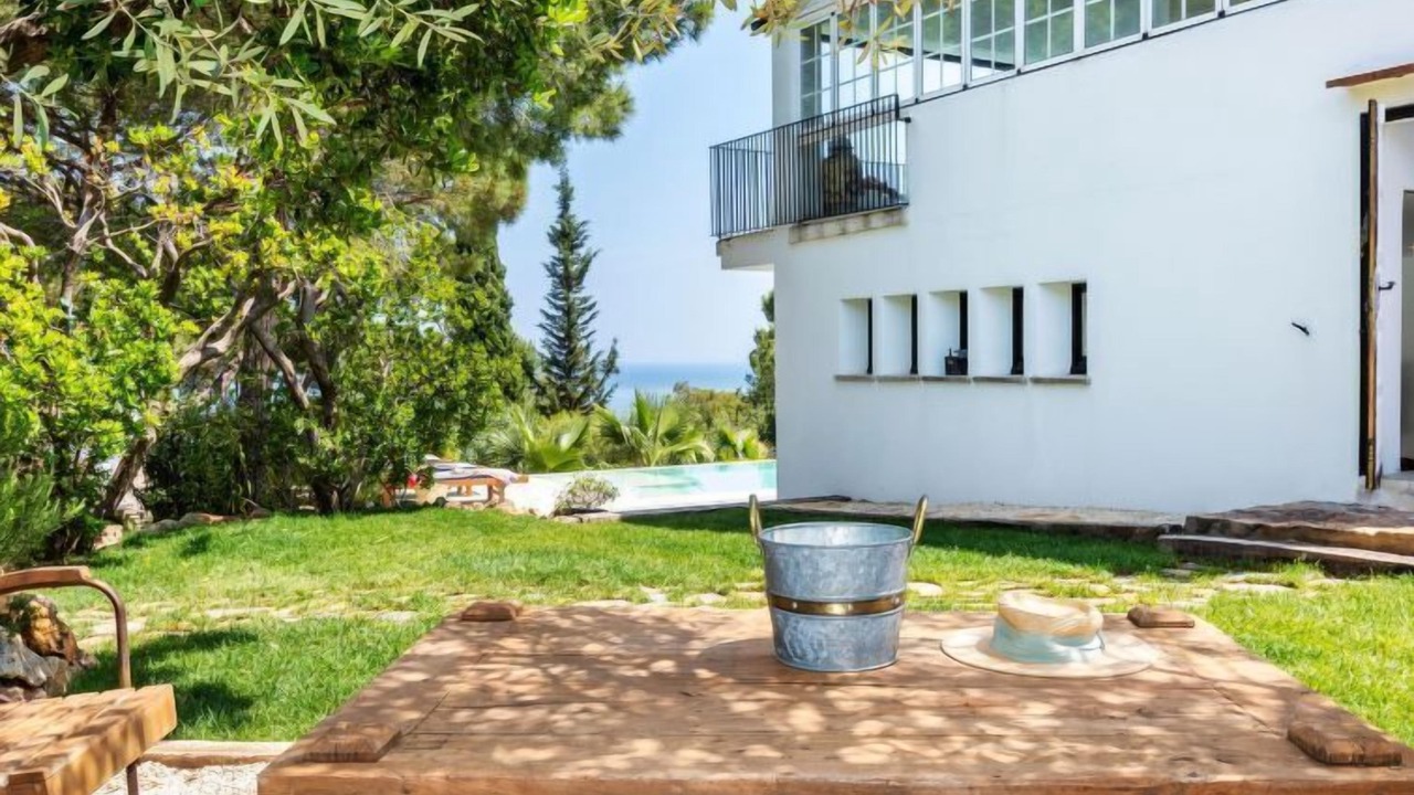 Photo of Outdoor in Pals