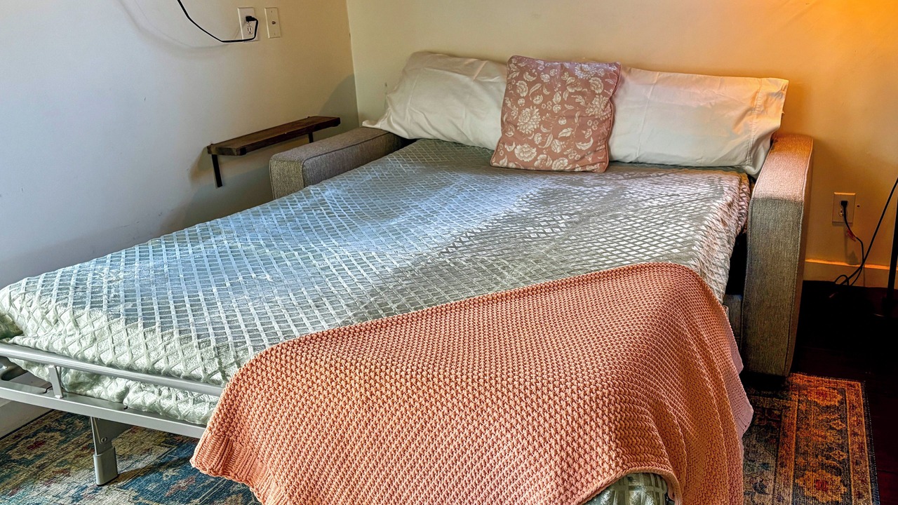 Photo of Bedroom in Castroville