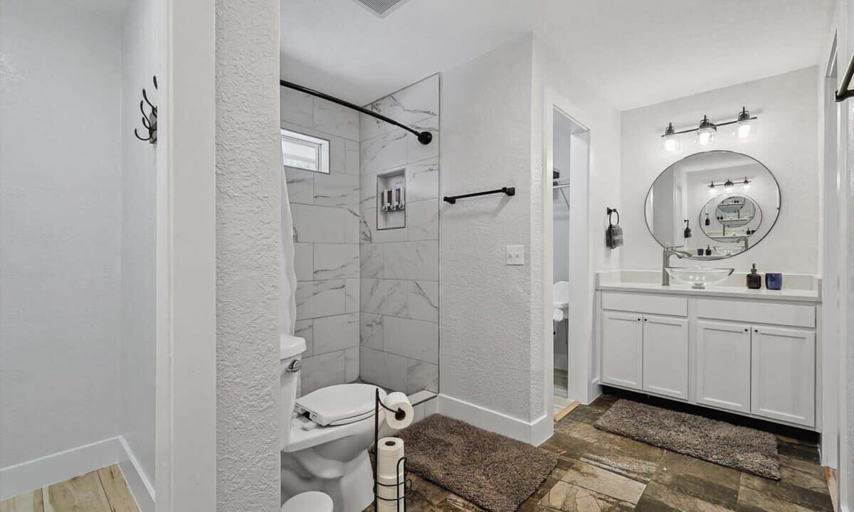 Photo of Bathroom in Plano