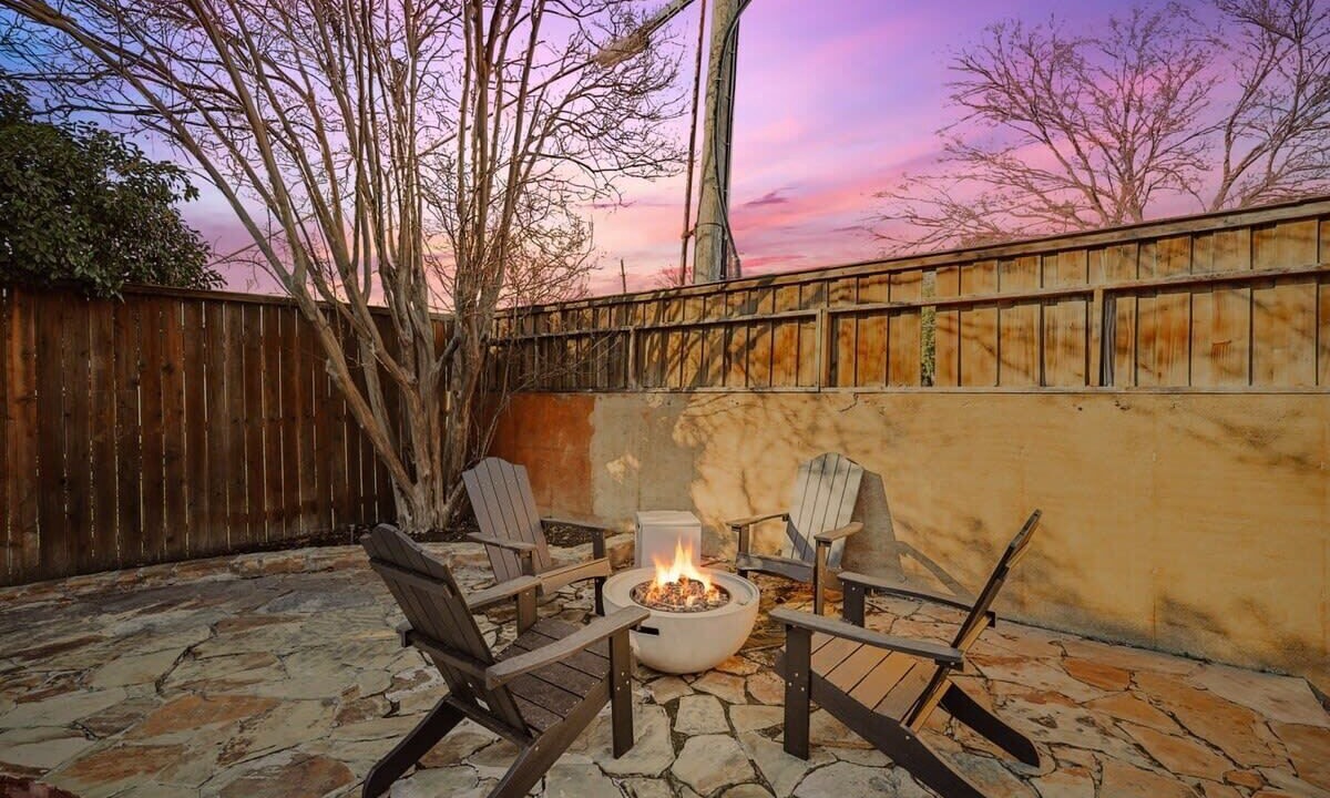 Photo of Patio Balcony in Plano