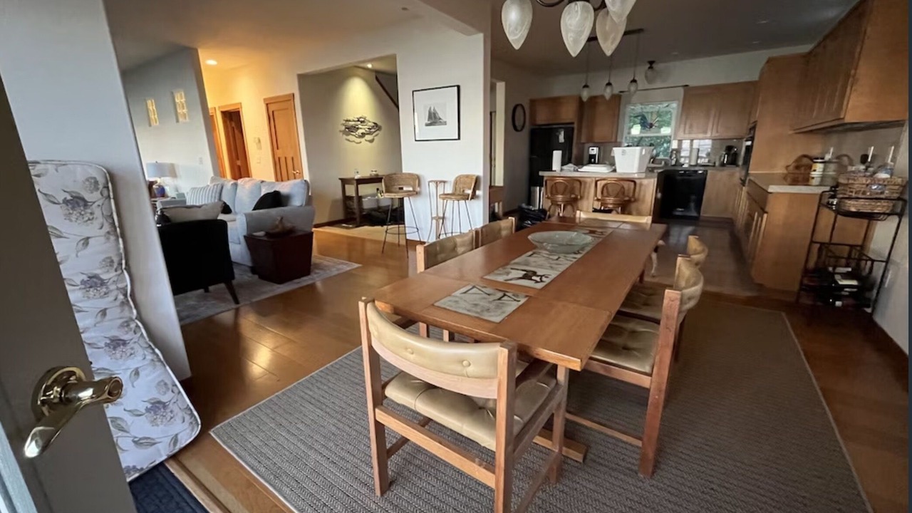 Photo of Others in Everett