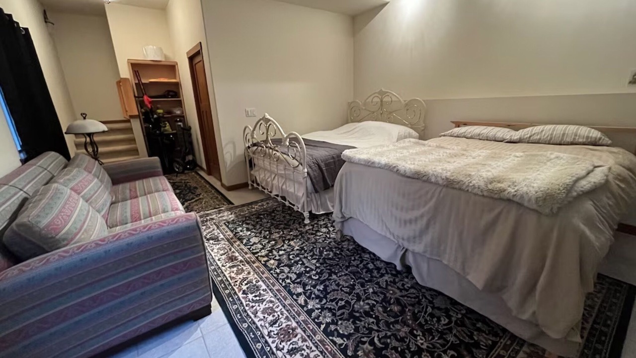 Photo of Others in Everett