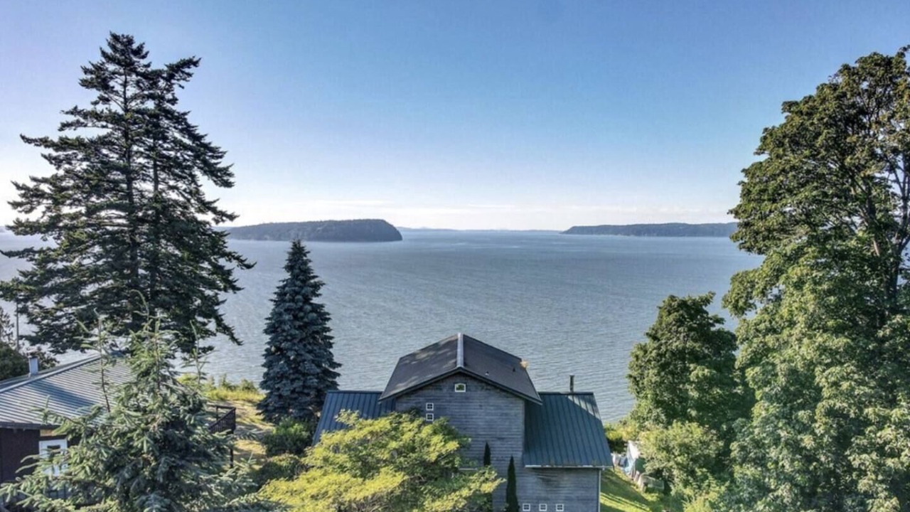 Photo of Others in Everett