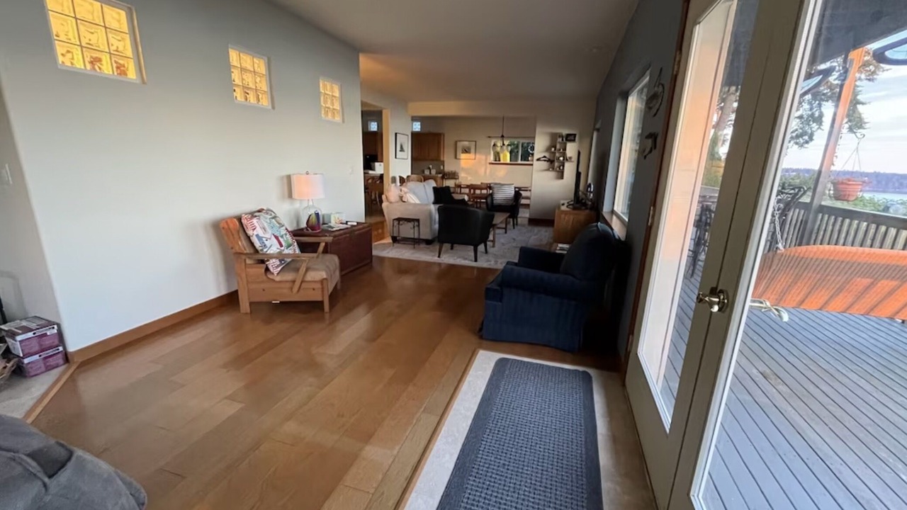 Photo of Others in Everett