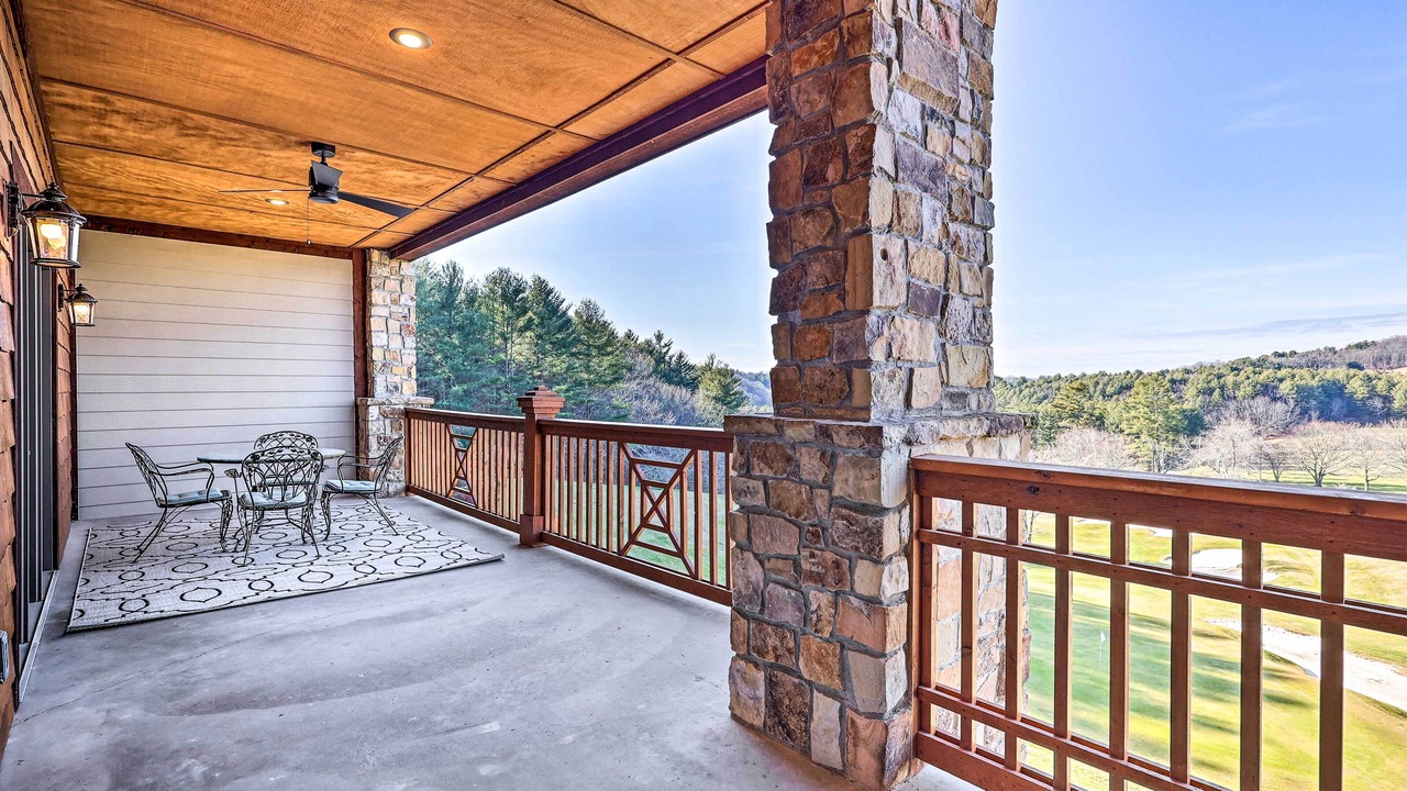 Photo of Outdoor in Laurel Fork