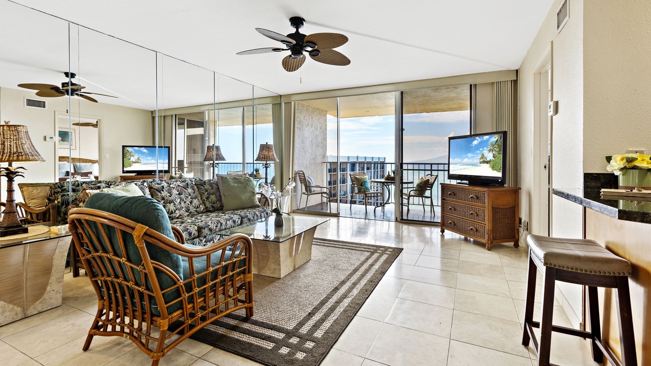 Photo of Livingroom in Napili