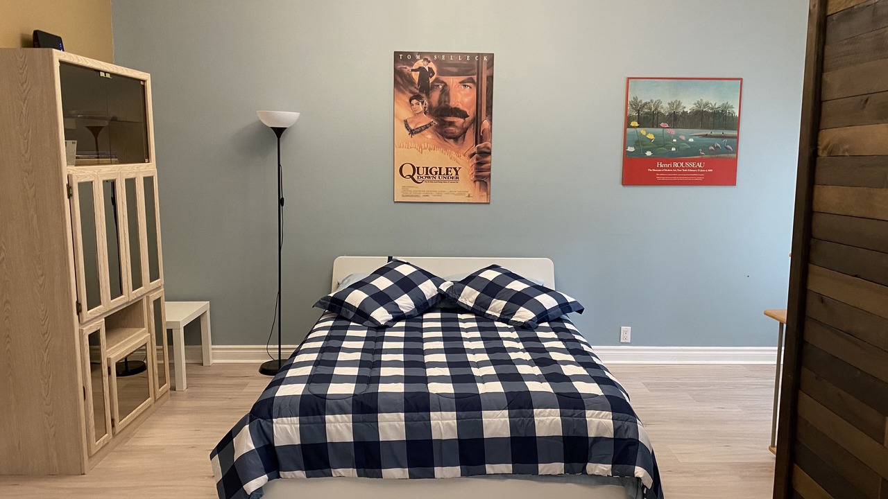 Photo of Bedroom in Longueuil