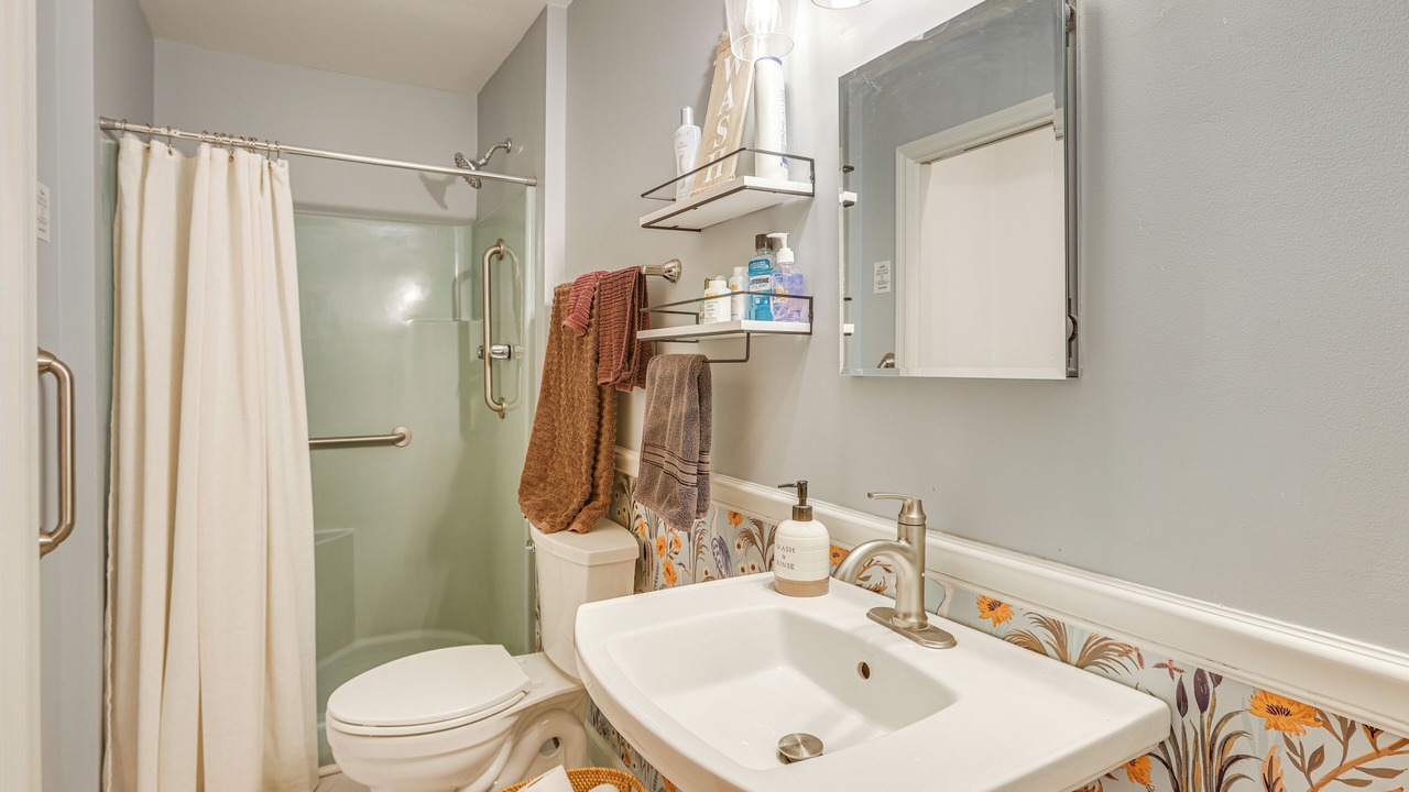 Photo of Bathroom in Shelby
