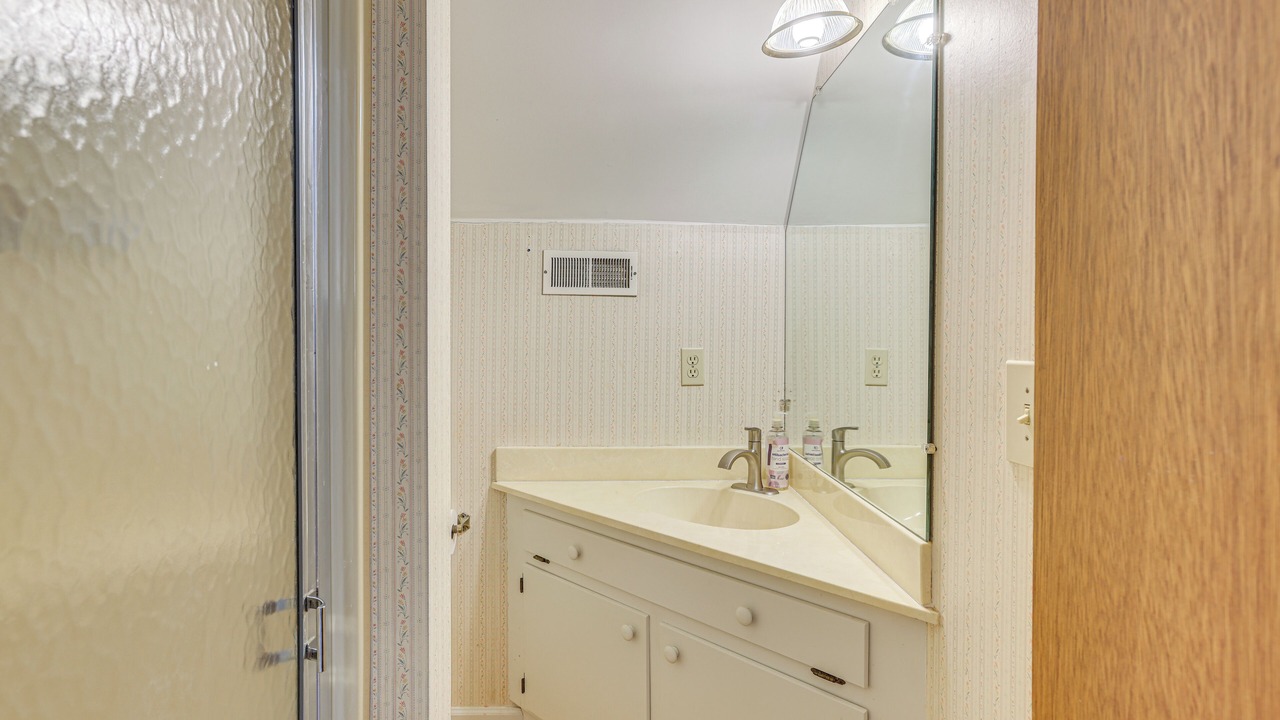 Photo of Bathroom in Shelby