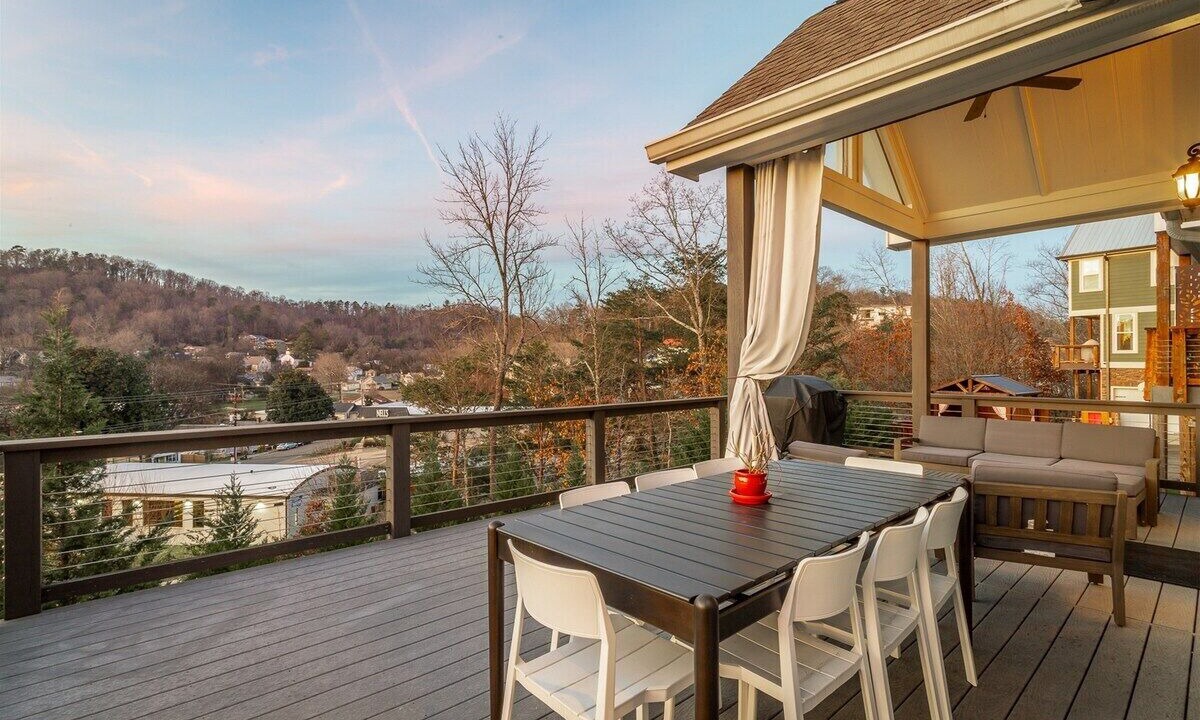 Photo of Outdoor in Northside