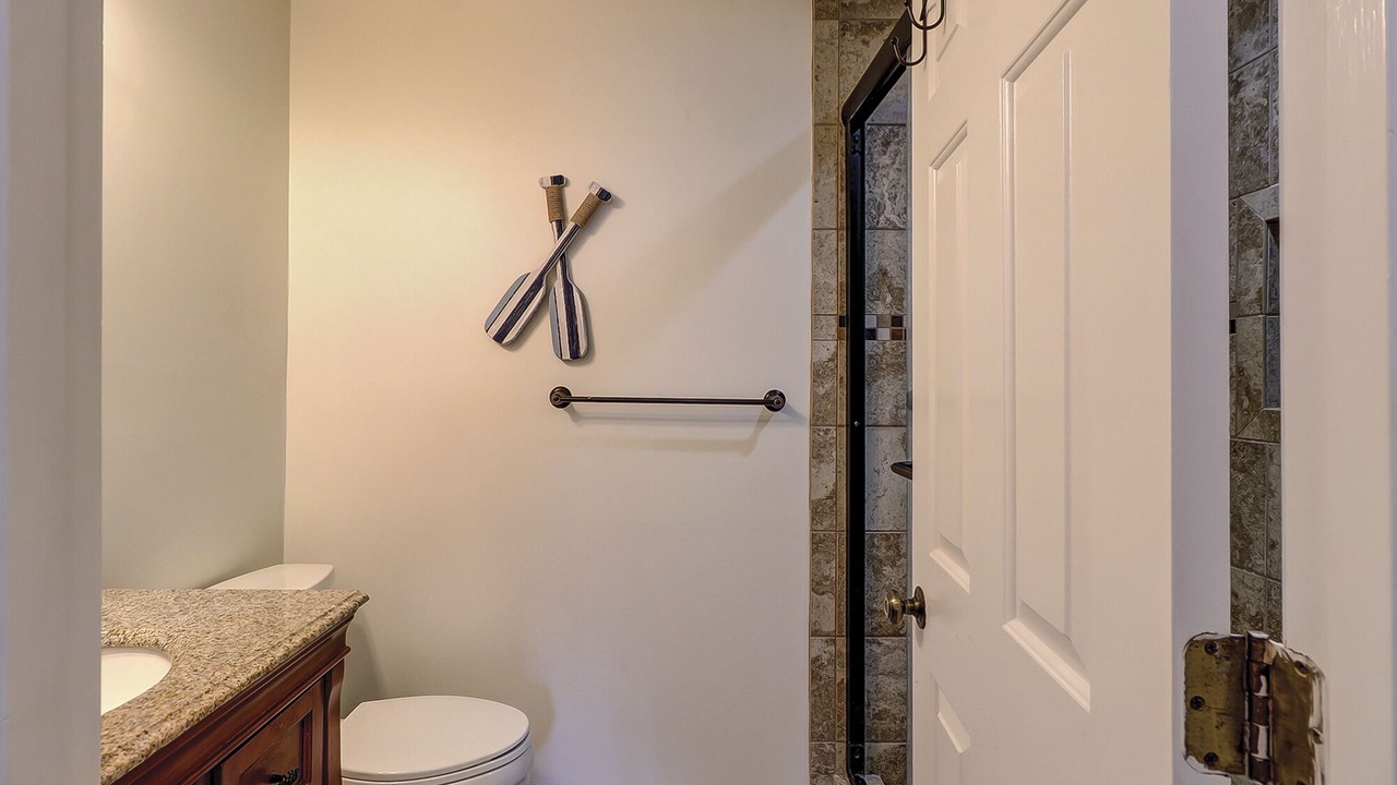 Photo of Bathroom in Shipyard Plantation