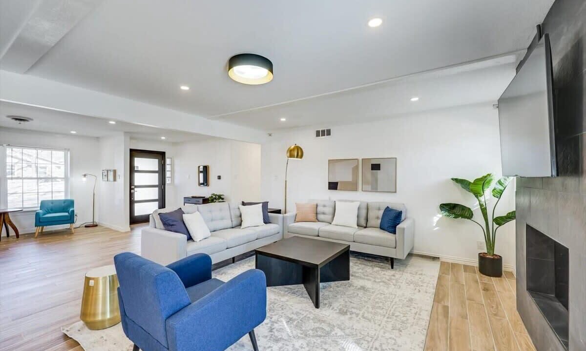 Photo of Livingroom in Northwest Dallas