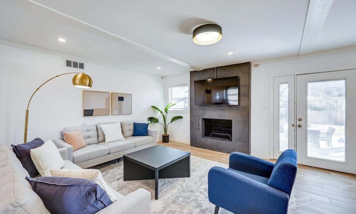 Photo of Livingroom in Northwest Dallas