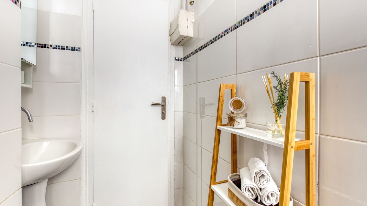 Photo of Bathroom in Pantin