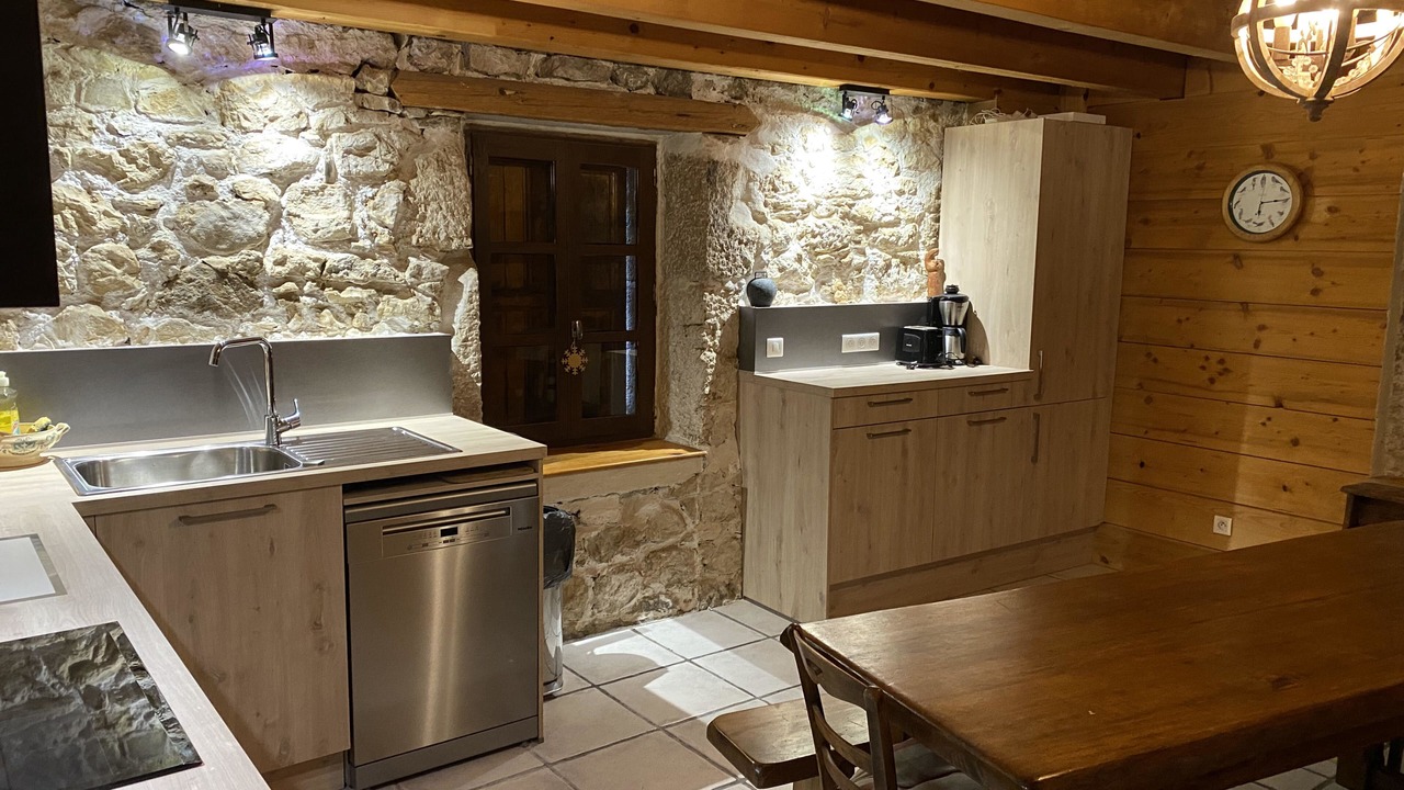 Photo of Kitchen in Saint-Christophe-sur-Guiers