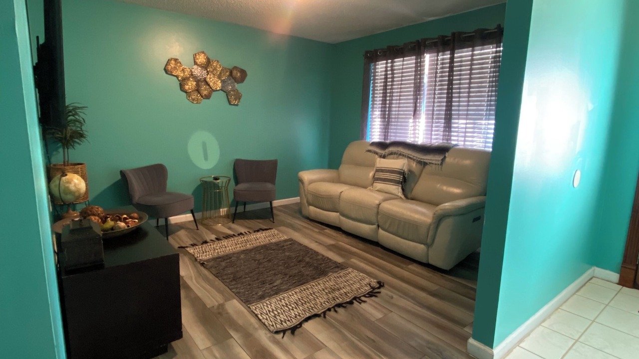 Photo of Livingroom in Orange Park