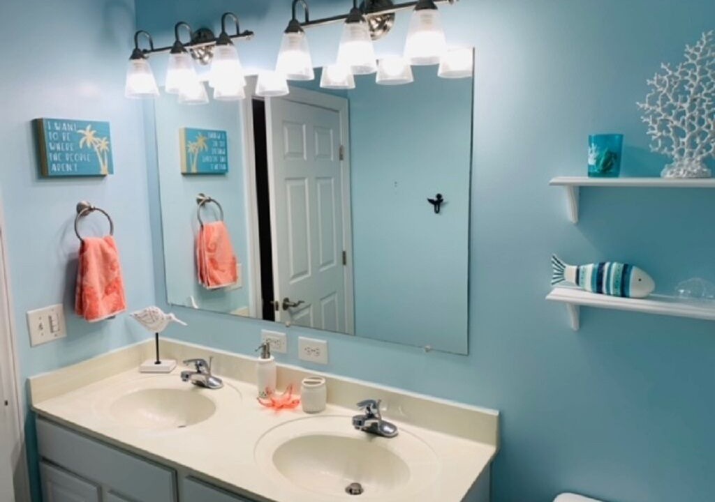 Photo of Bathroom in Carrabelle