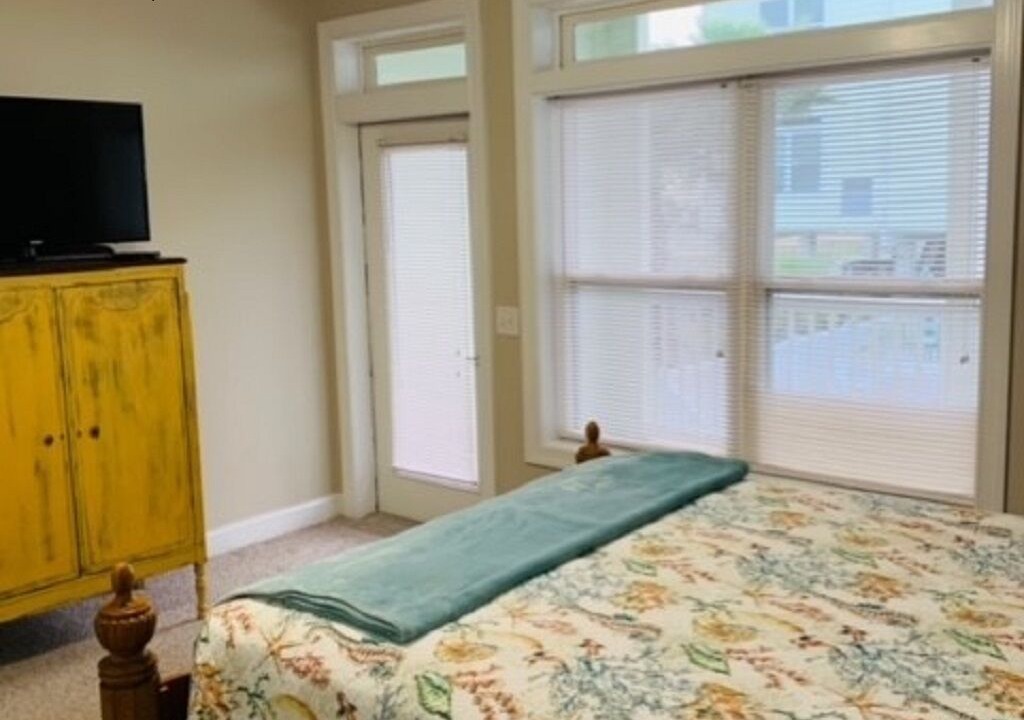 Photo of Bedroom in Carrabelle
