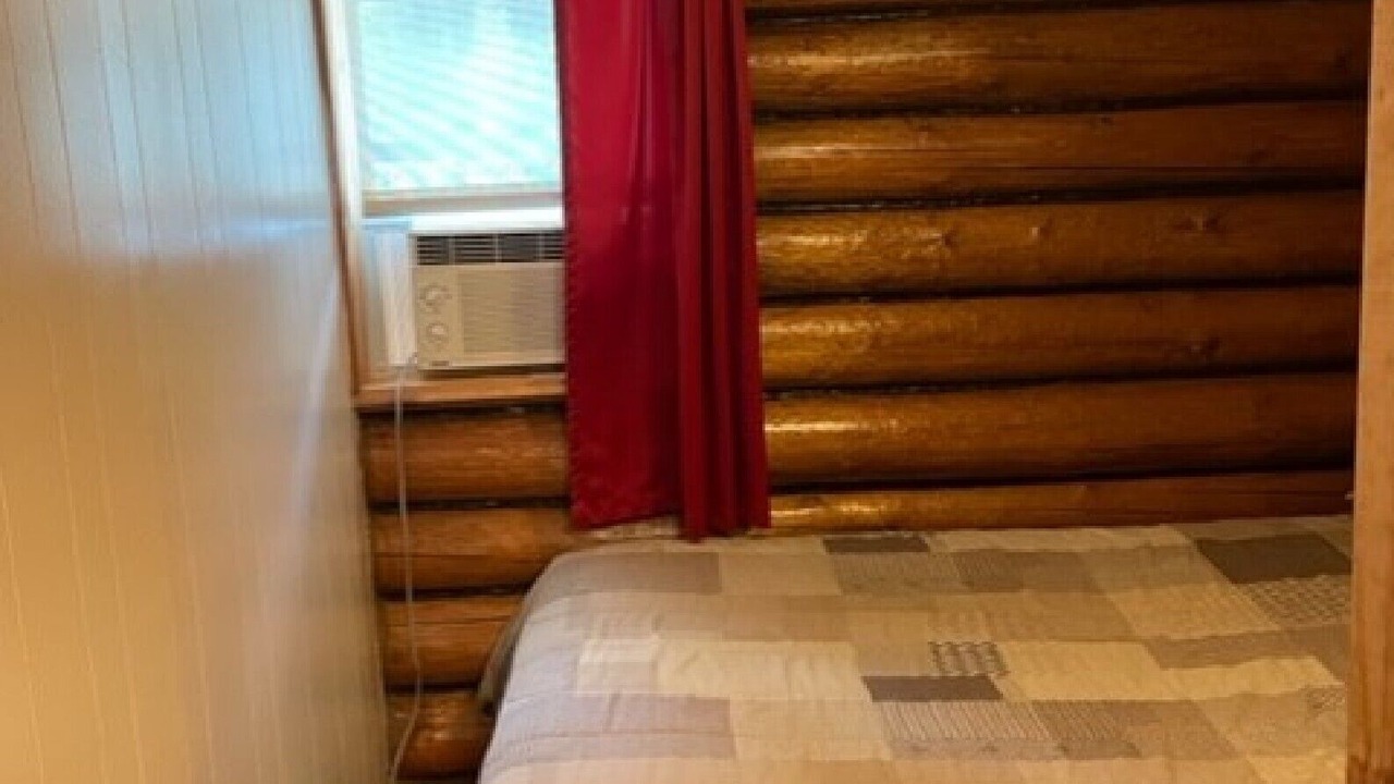 Photo of Bedroom in Condon
