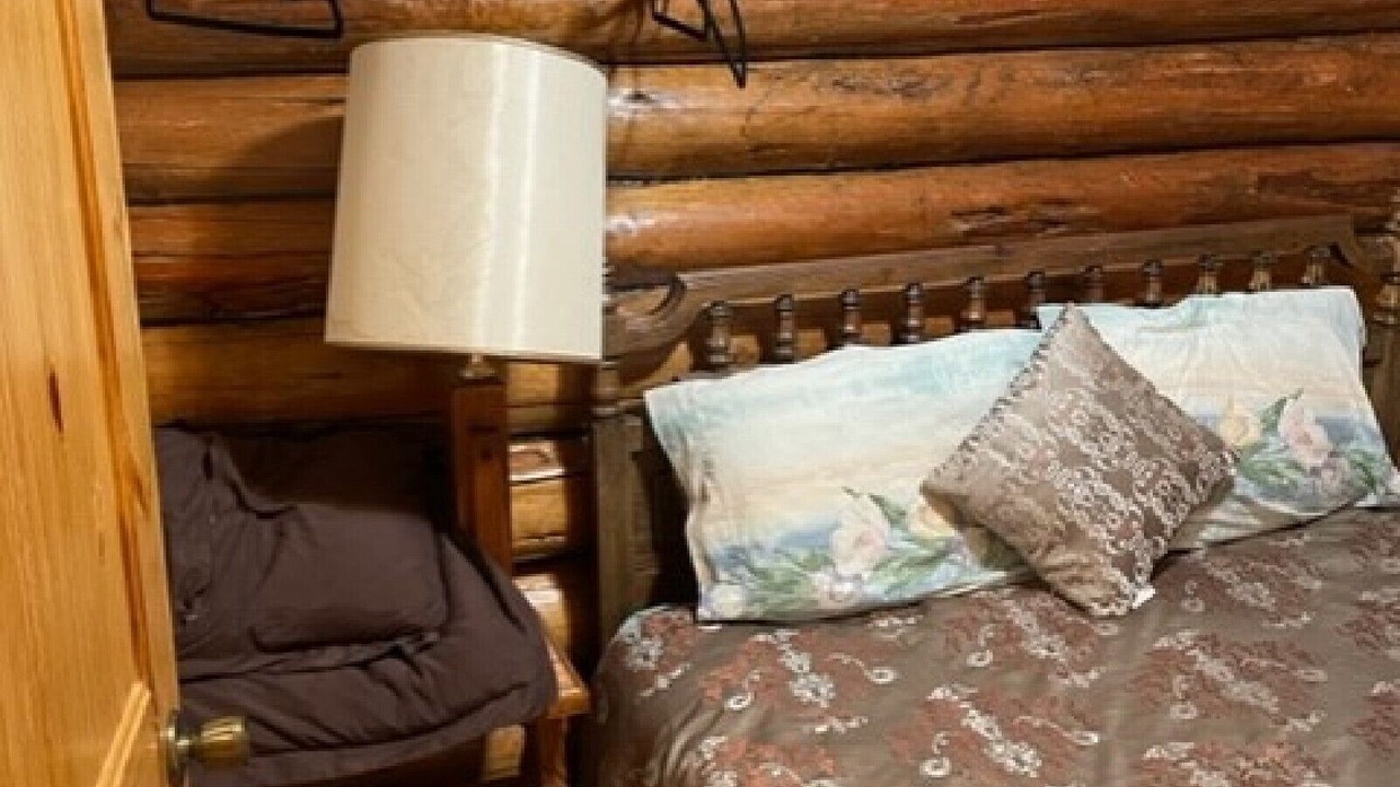 Photo of Bedroom in Condon