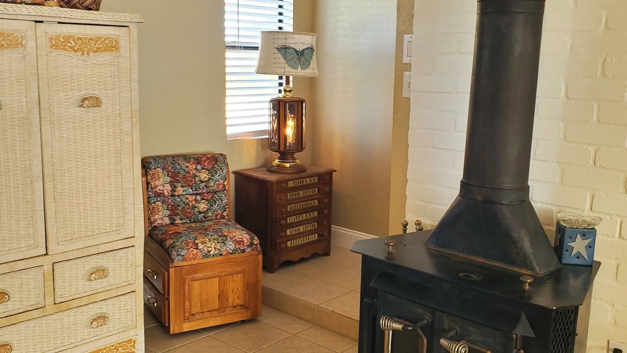 Photo of Livingroom in Acampo