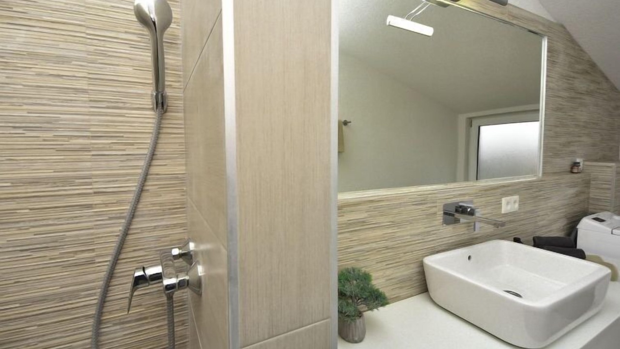 Photo of Bathroom in Suhovare