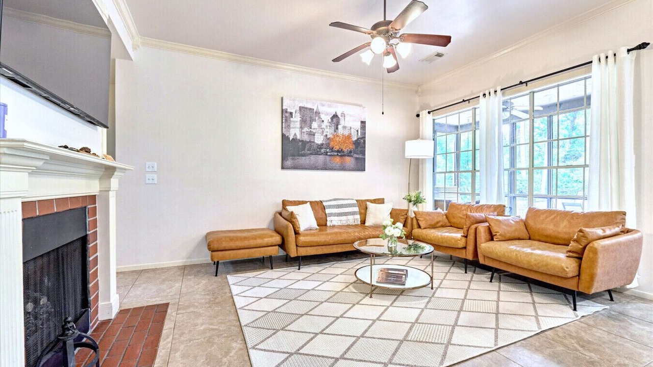 Photo of Bedroom in Indian Springs