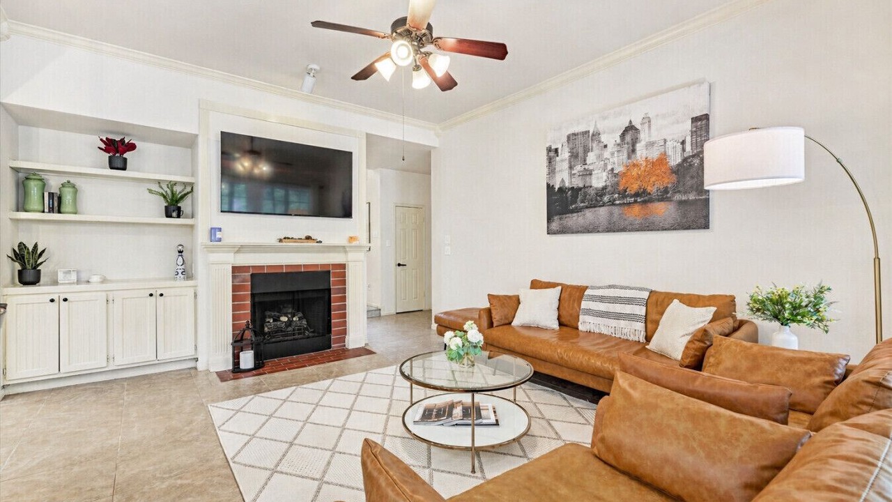 Photo of Bedroom in Indian Springs