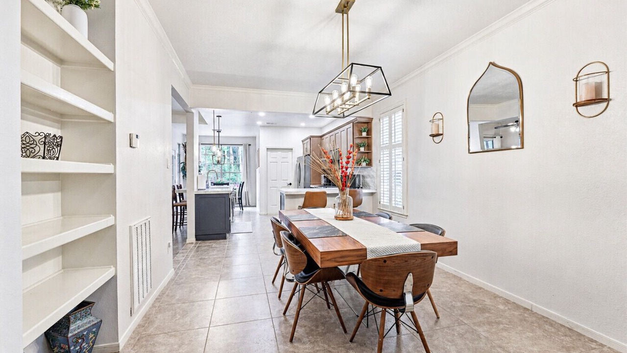 Photo of Bedroom in Indian Springs