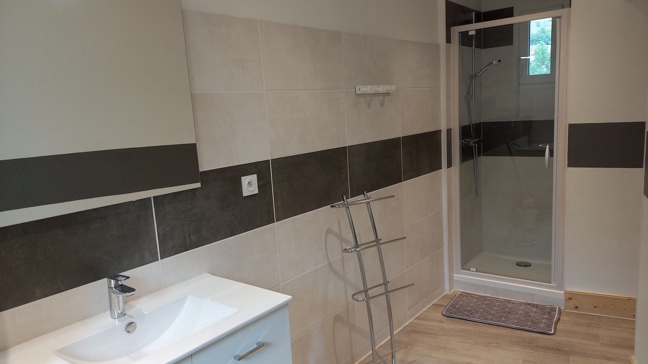 Photo of Bathroom in Luzenac