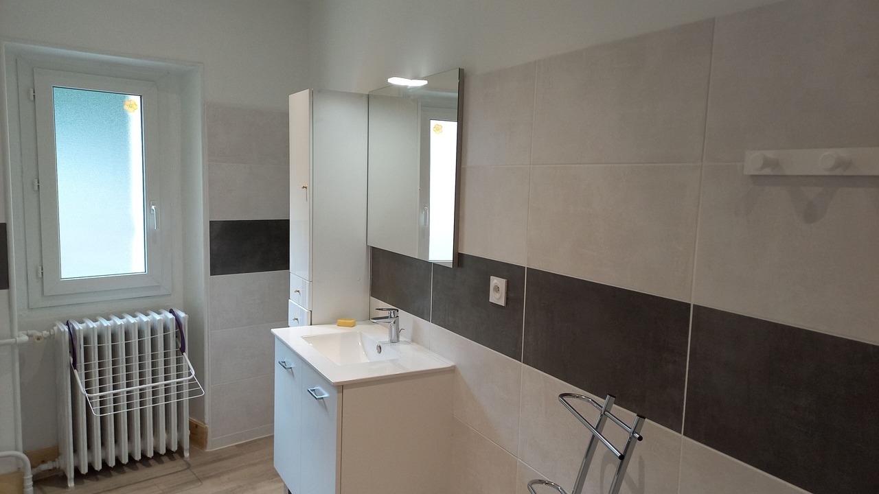 Photo of Bathroom in Luzenac