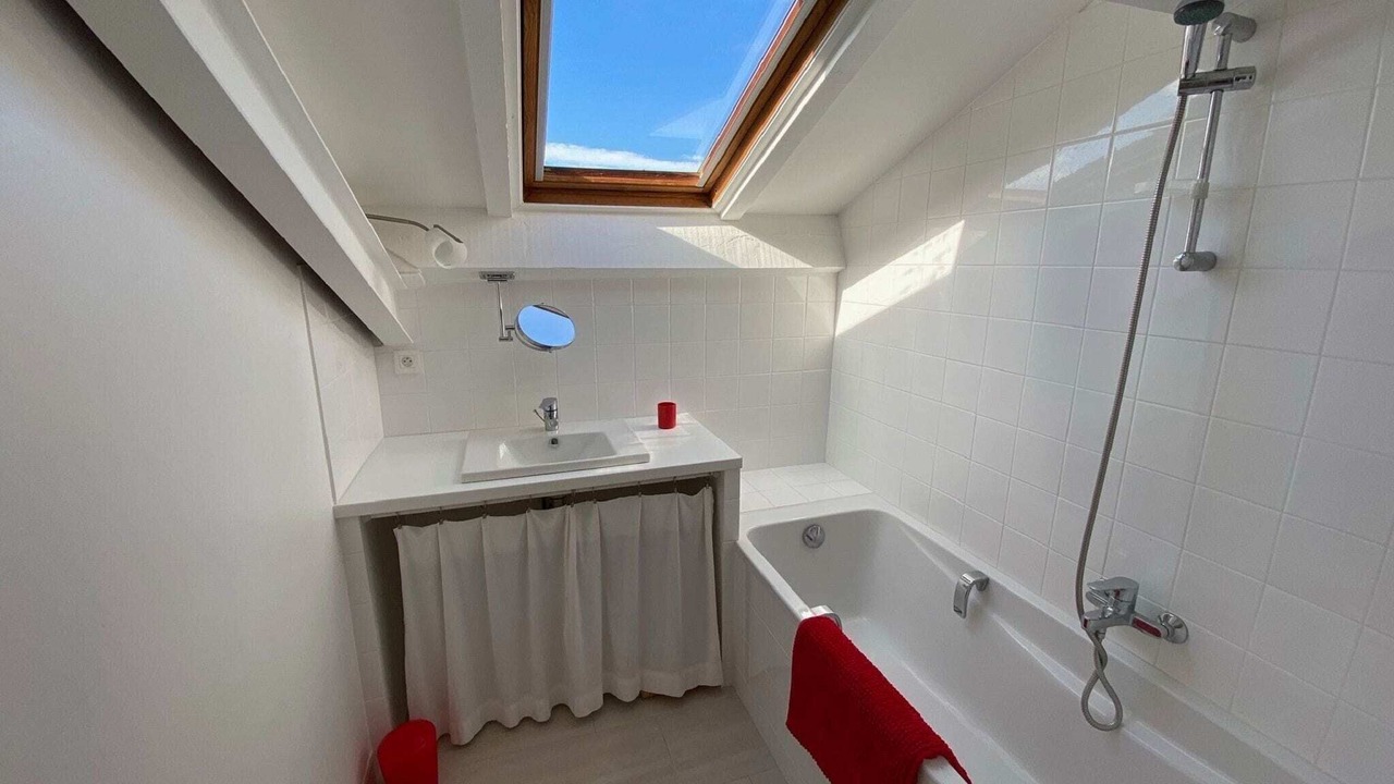Photo of Bathroom in Banne