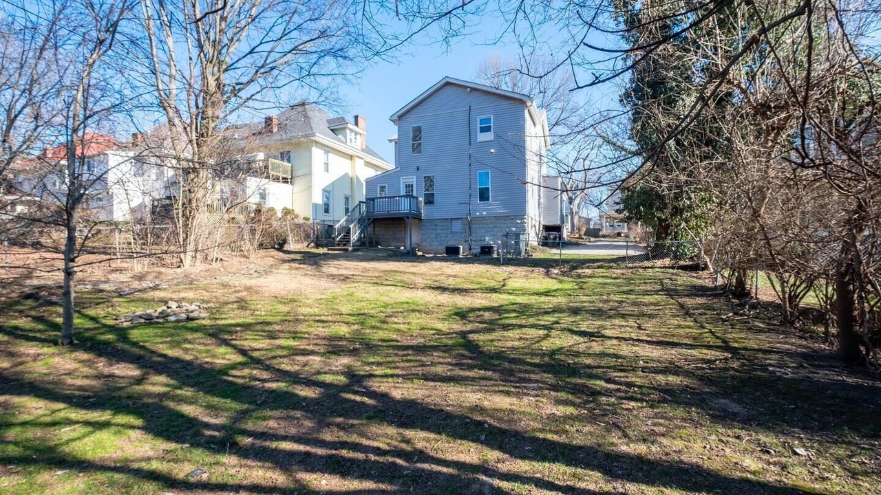 Photo of Outdoor in Crescent Hill