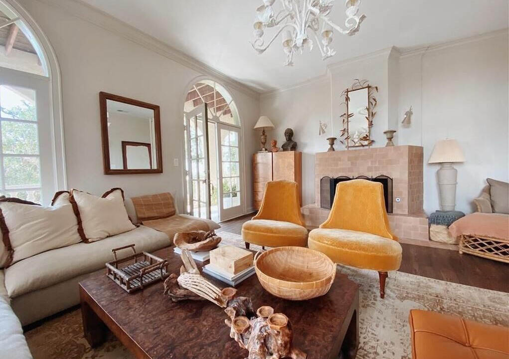 Photo of Livingroom in Northwest Hills