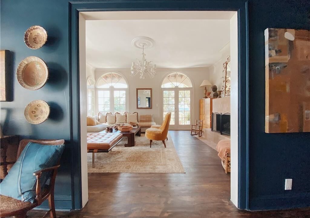Photo of Livingroom in Northwest Hills
