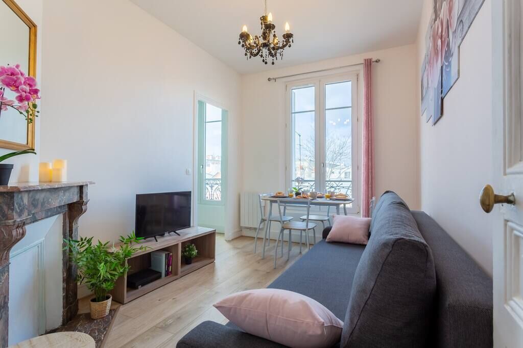 Photo of Livingroom in Argenteuil
