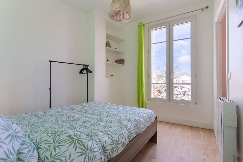 Photo of Bedroom in Argenteuil