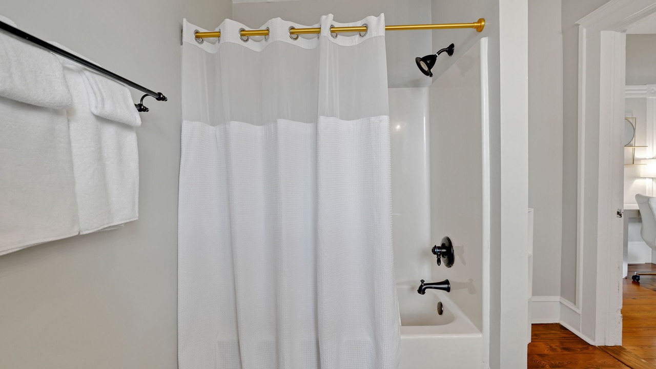 Photo of Bathroom in Wilmington Historic District