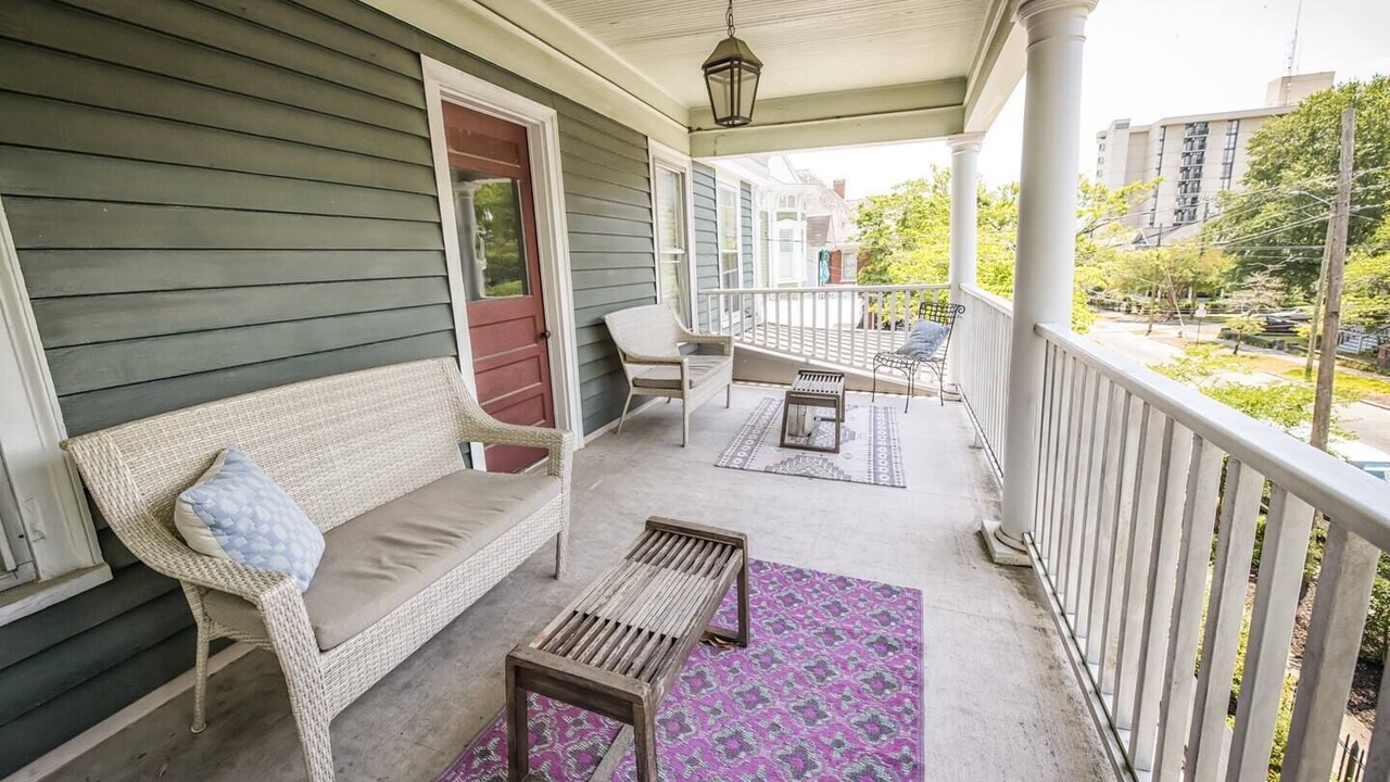 Photo of Patio Balcony in Wilmington Historic District