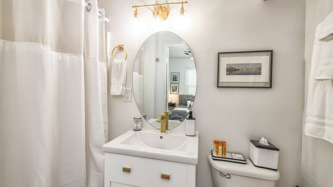 Photo of Bathroom in Wilmington Historic District
