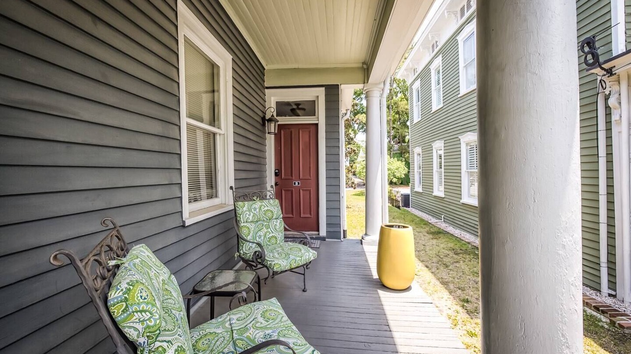 Photo of Patio Balcony in Wilmington Historic District