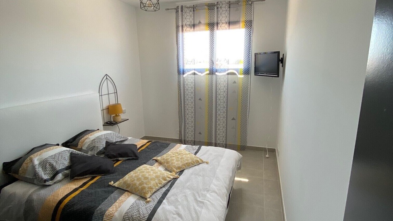 Photo of Bedroom in Pia