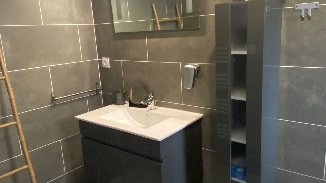 Photo of Bathroom in Pia
