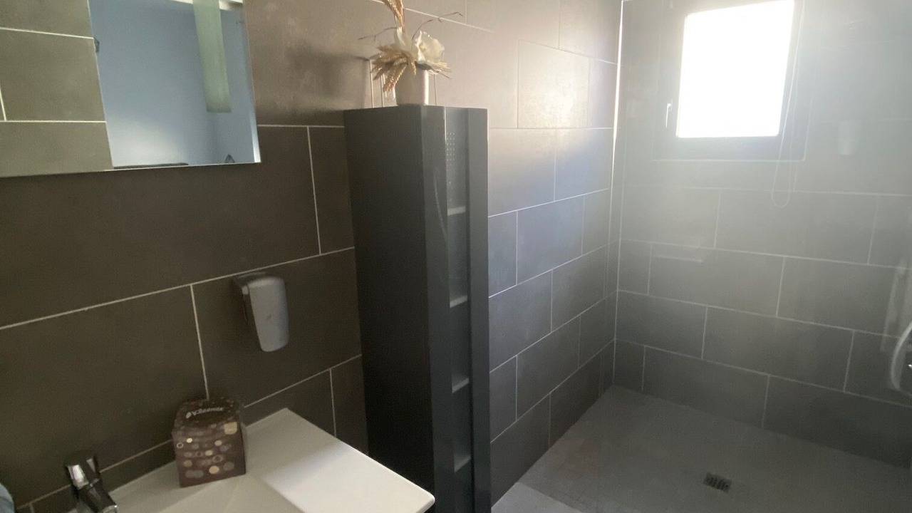 Photo of Bathroom in Pia