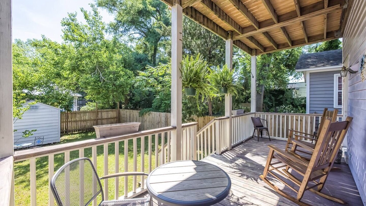 Photo of Patio Balcony in Wilmington Historic District