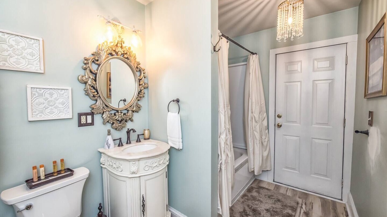 Photo of Bathroom in Wilmington Historic District